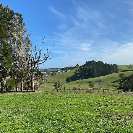 Cosy Cabin To Stay Even Better Than Glamping Pukekohe Dış mekan fotoğraf