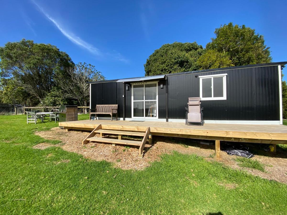 Cosy Cabin To Stay Even Better Than Glamping Pukekohe Dış mekan fotoğraf