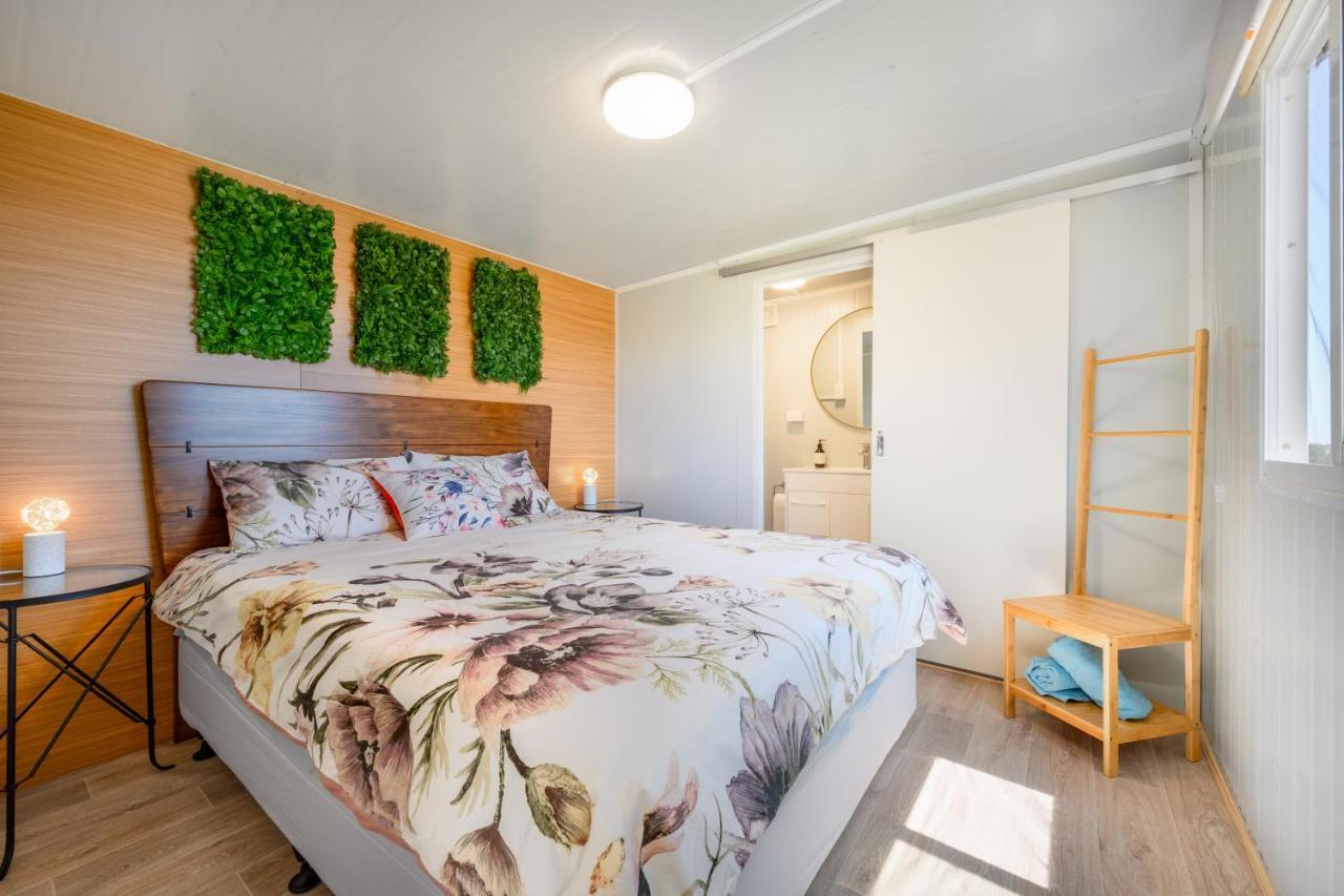 Cosy Cabin To Stay Even Better Than Glamping Pukekohe Dış mekan fotoğraf